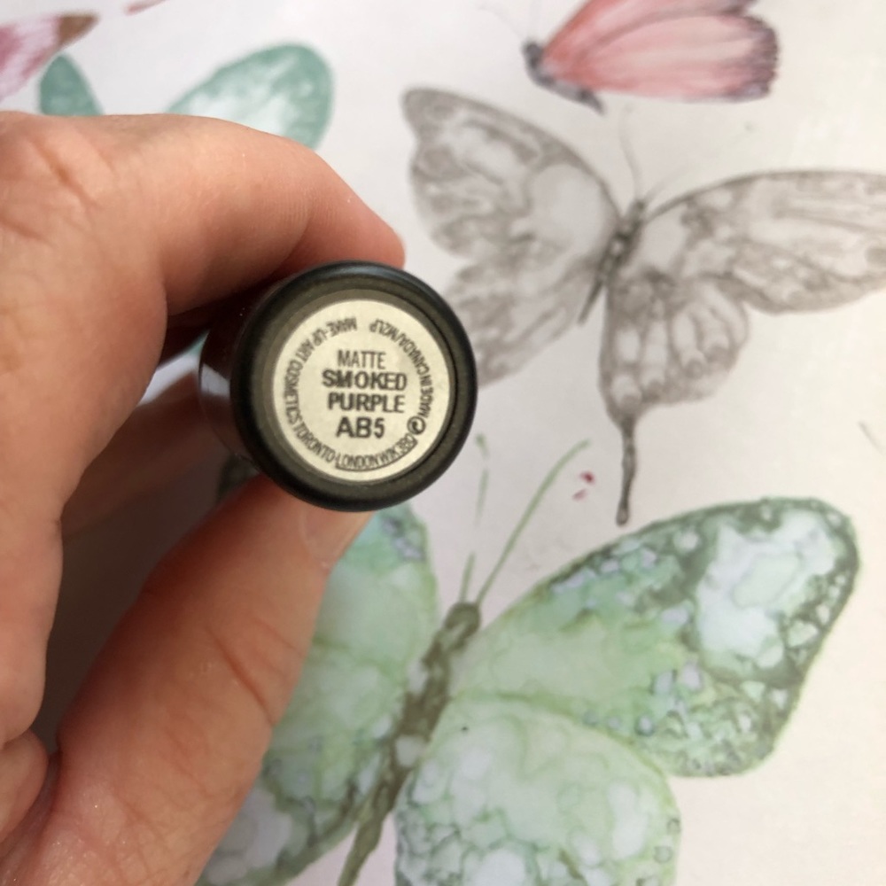 Mac lipstick-Smoked Purple